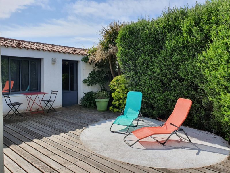 Maison plain pied 100 m2 au calme et proche des commerces - tout confort à 350 mètres de la mer